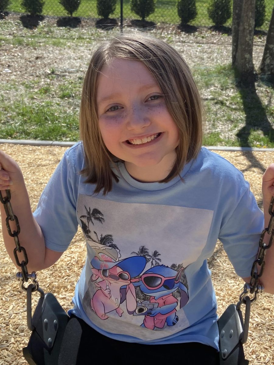Bailey finally got to swing at the playground, which she'd been wanting to do for ages. 