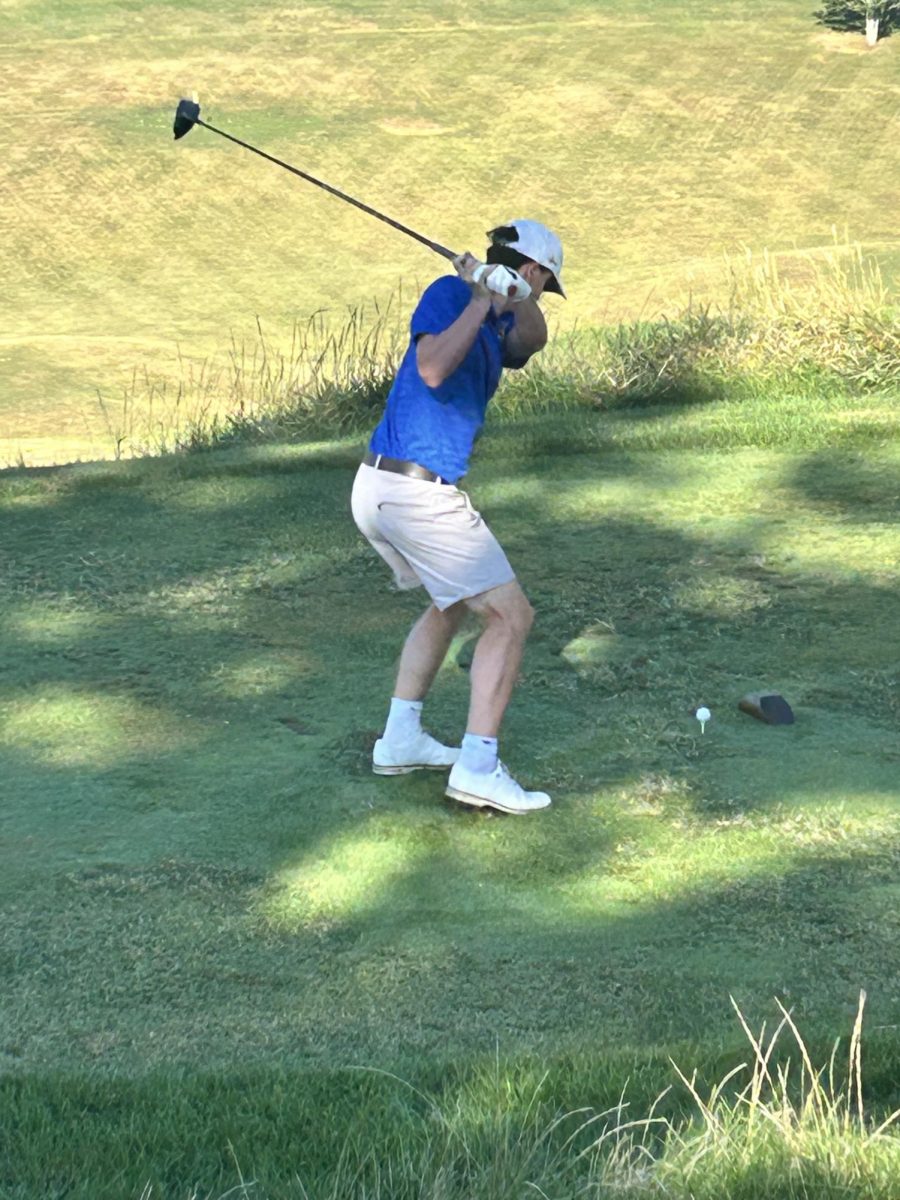Photo courtesy of the @wphspatriots_golf