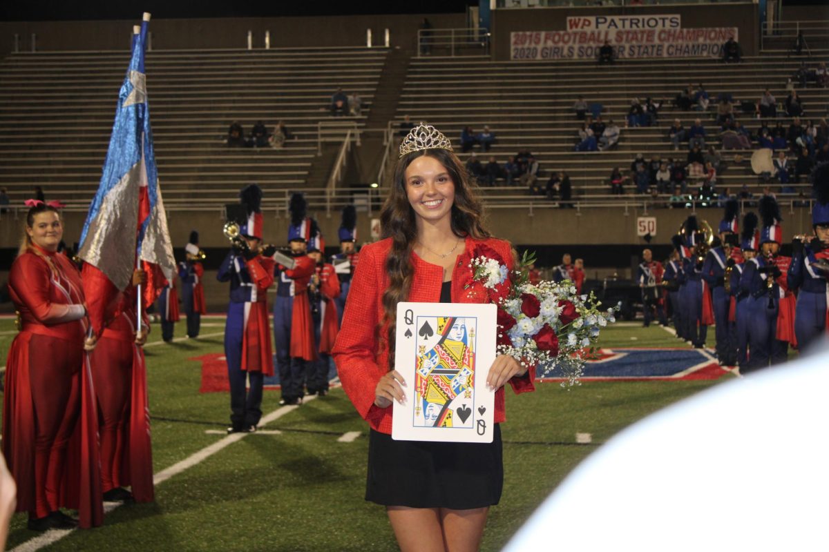 Sammie Ashmore crowned as Homecoming Queen