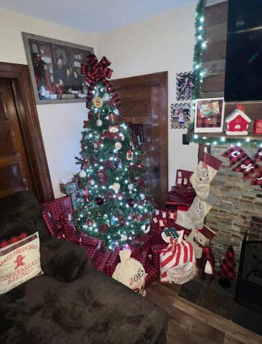 The Sutphin family Christmas tree ready for a fabulous Christmas morning. Photo courtesy of Trista Sutphin