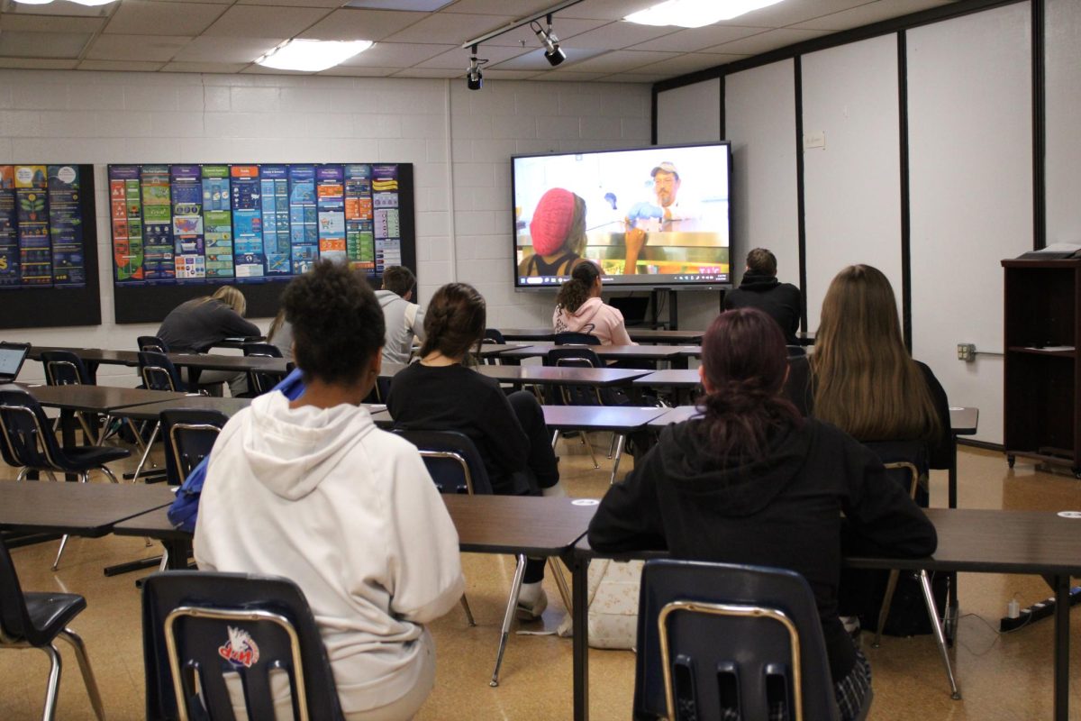 Personal finance students learn the ins and outs of business. 