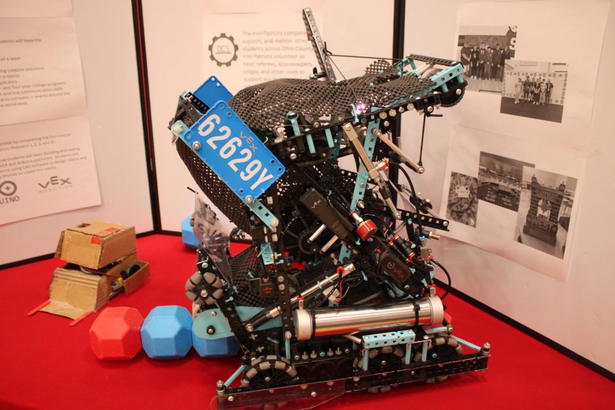 Robotics showed off their cool tech to lure students to the amazing world of STEM.