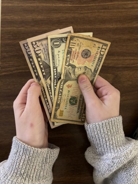 Many students in our country hold jobs that rely on tips for income, so how does "no tax on tips" affect us?-